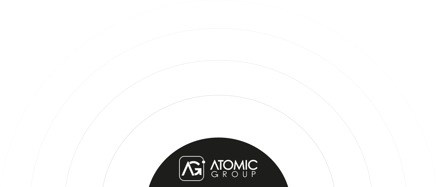 Imagem do Atomic Group mostrando ícones em um padrão circular, destacando a identidade visual da marca com seu logotipo no centro.